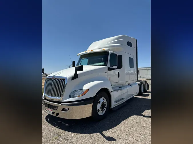 2019 NAVISTAR INTERNATIONAL LT625 SLPR CAB