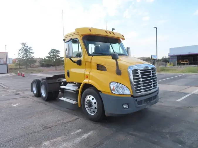 2018 FREIGHTLINER CASCADIA 113
