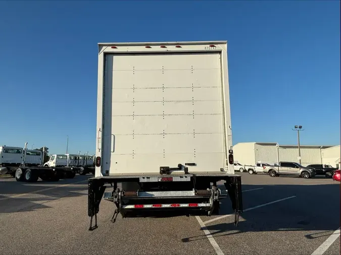 2019 Freightliner M2
