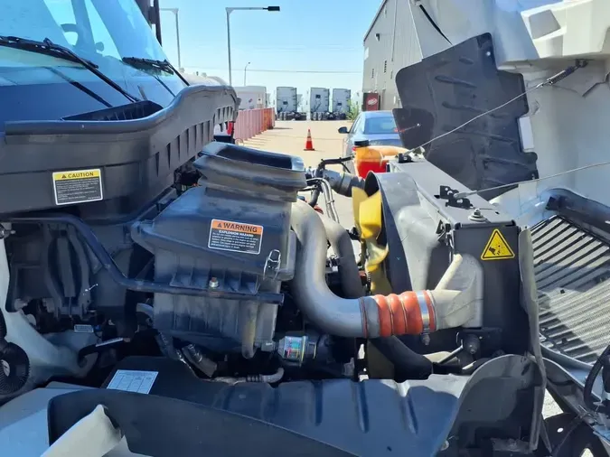 2019 NAVISTAR INTERNATIONAL 4300