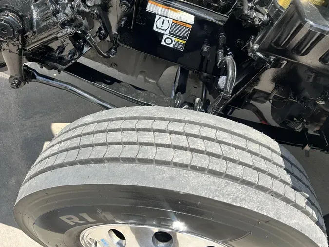 2021 Peterbilt 567