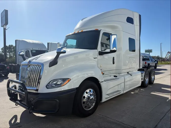 2022 International LT625245c0bfbd409c086704853519ad16710