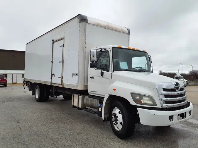 2016 HINO HINO 268