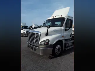 2020 FREIGHTLINER/MERCEDES CASCADIA 125