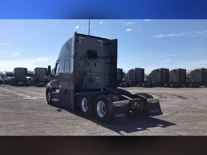 2022 Freightliner Cascadia 126