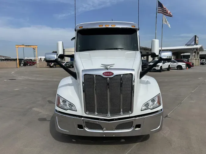 2023 Peterbilt 579