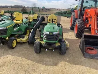 2020 John Deere X758