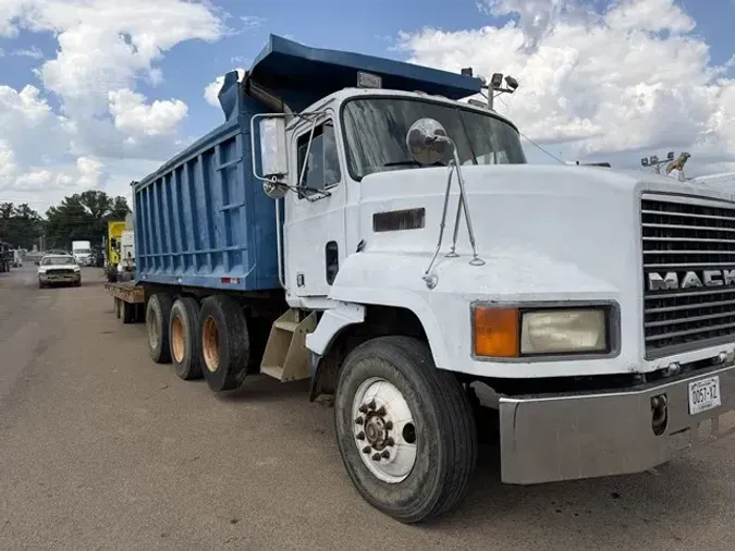 1994 MACK CH613