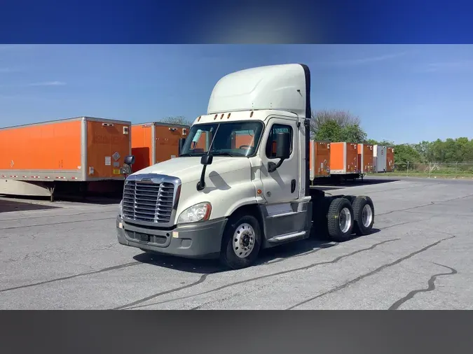 2019 Freightliner Cascadia 125