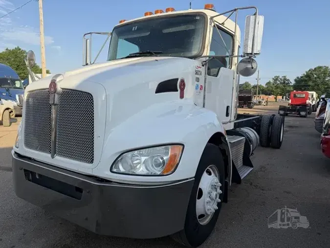 2019 KENWORTH T370