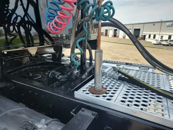 2011 WESTERN STAR 4900