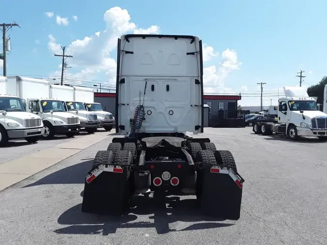 2020 FREIGHTLINER CASCADIA 125