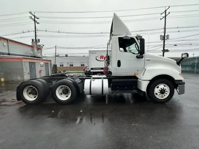 2019 NAVISTAR INTERNATIONAL LT625 DAYCAB T/A