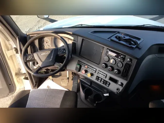 2022 Freightliner Cascadia 1262478dde05c28d2d0884404720c308925