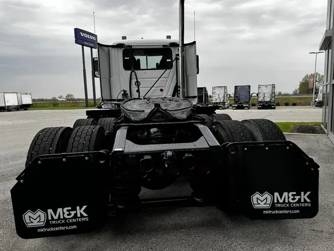 2020 MACK AN64T
