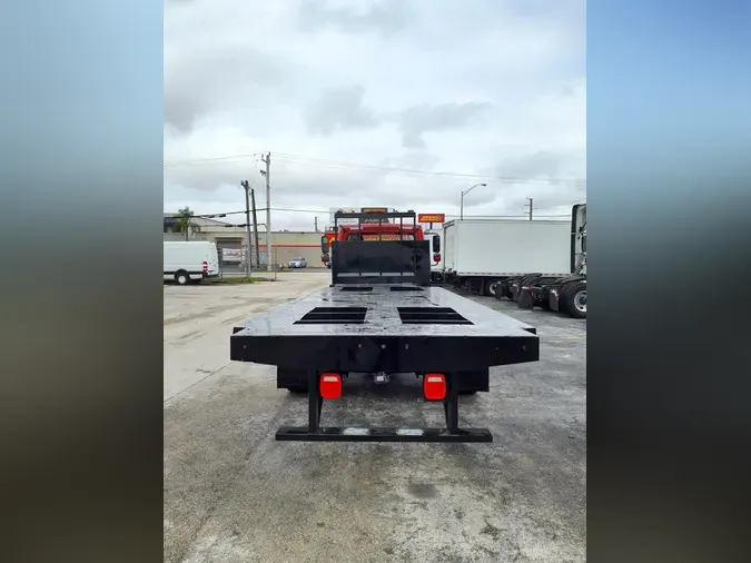 2020 FREIGHTLINER/MERCEDES M2 106