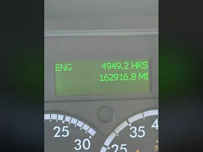 2019 FREIGHTLINER/MERCEDES M2 106