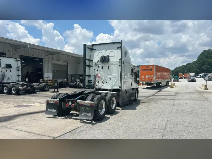 2022 Freightliner Cascadia 126