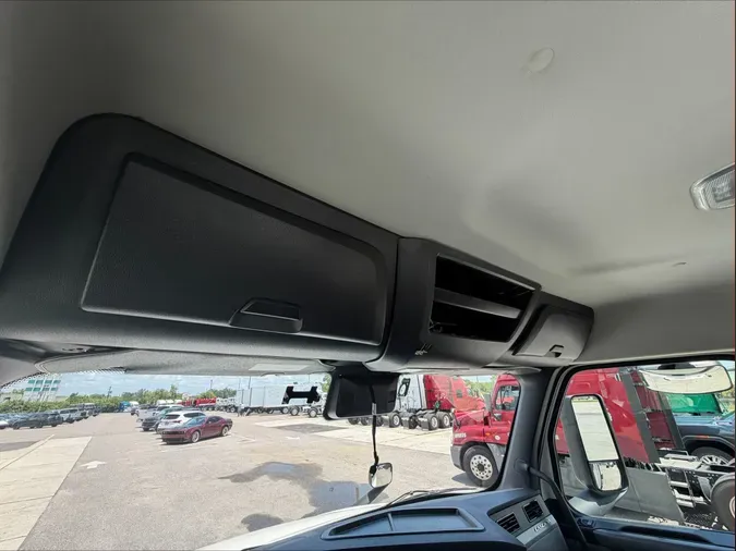 2022 Freightliner Cascadia 126