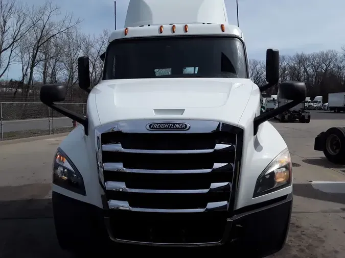 2019 FREIGHTLINER/MERCEDES NEW CASCADIA PX12664