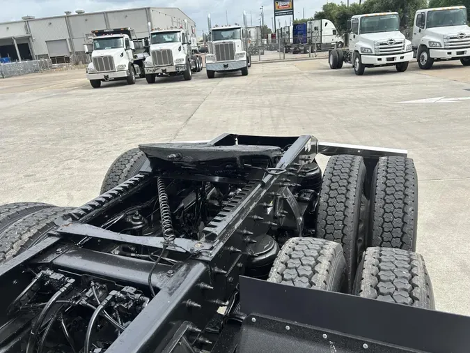 2020 Peterbilt 567