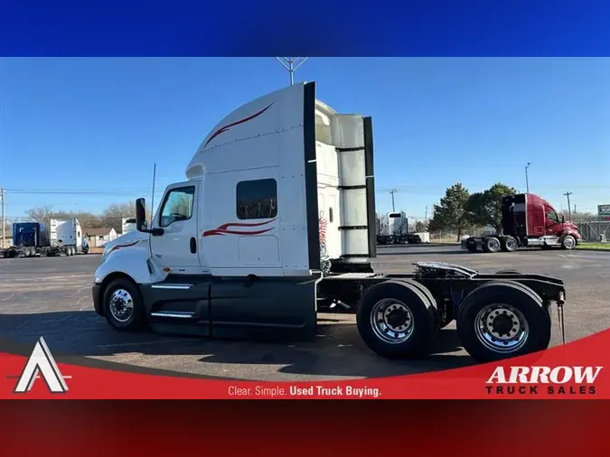 2022 INTERNATIONAL LT