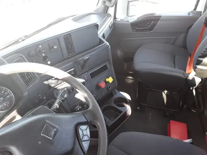 2019 NAVISTAR INTERNATIONAL RH613 DAYCAB S/A