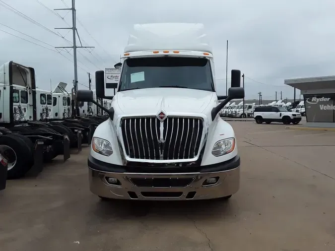 2019 NAVISTAR INTERNATIONAL LT625 SLPR CAB
