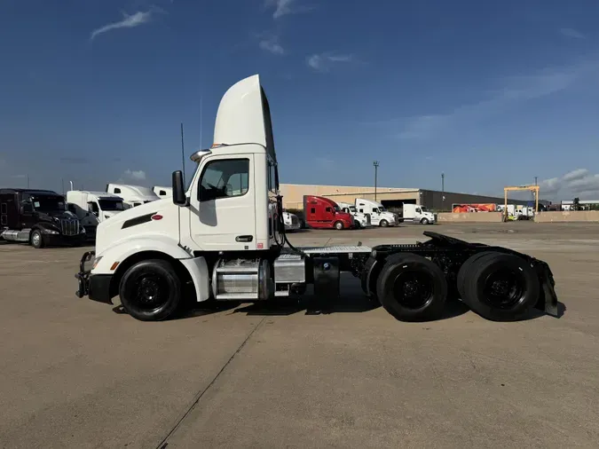 2023 Peterbilt 57924965dece6f1306f5e1de1ed95f4b5f6