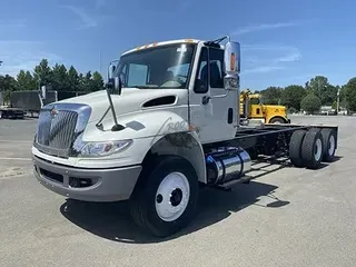 2018 INTERNATIONAL DURASTAR 4400