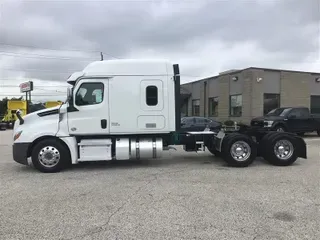 2019 FREIGHTLINER CA126