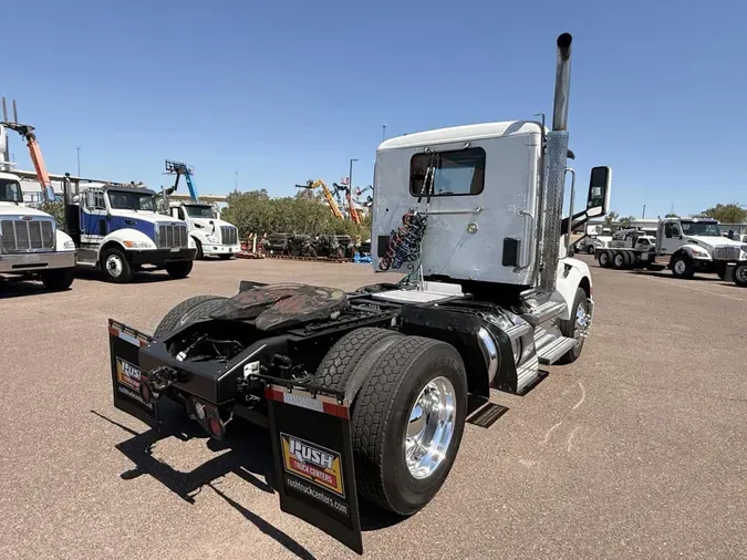 2018 Peterbilt 57924a5447e268748969ad0bcfc3d08e1e6