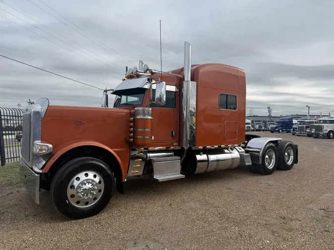 2024 Peterbilt 389