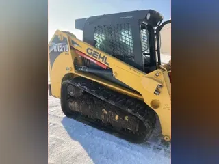 2015 Gehl RT210