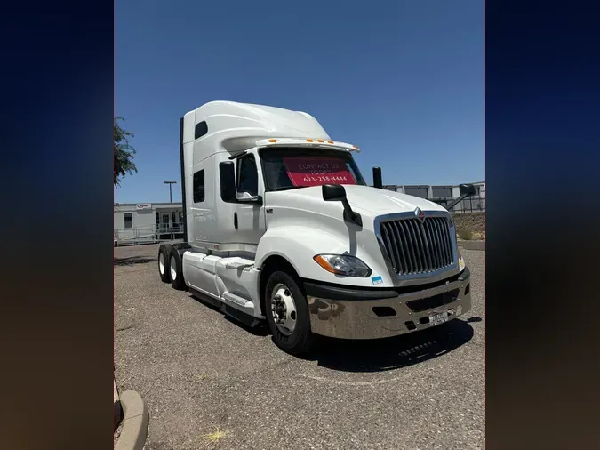 2019 NAVISTAR INTERNATIONAL LT625 SLPR CAB