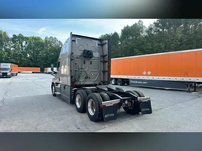 2021 Freightliner Cascadia