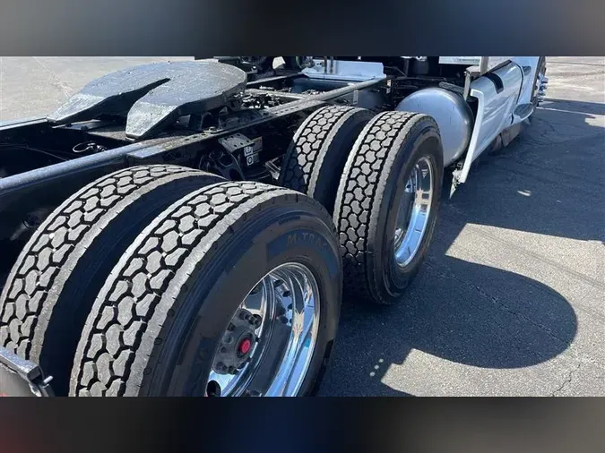 2021 PETERBILT 579