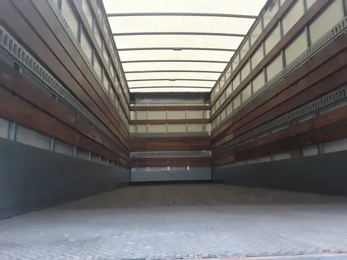 2019 FREIGHTLINER/MERCEDES M2 106