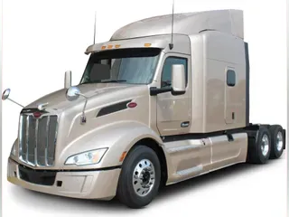 2023 Peterbilt 579