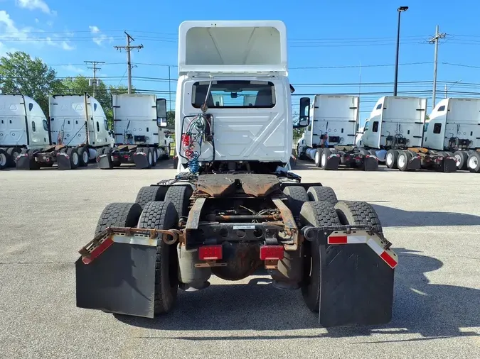 2019 NAVISTAR INTERNATIONAL LT625 DAYCAB T/A24ae6bad66c62abaa3da4d7c52769d52