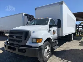 2015 FORD F750