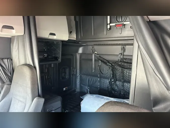 2024 Freightliner Cascadia 12624b563db581b1757ac530900c0756686