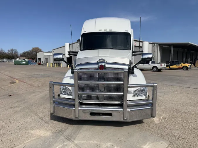 2021 Kenworth T68024b5b55717124b76ffbe4e69d68da2c3
