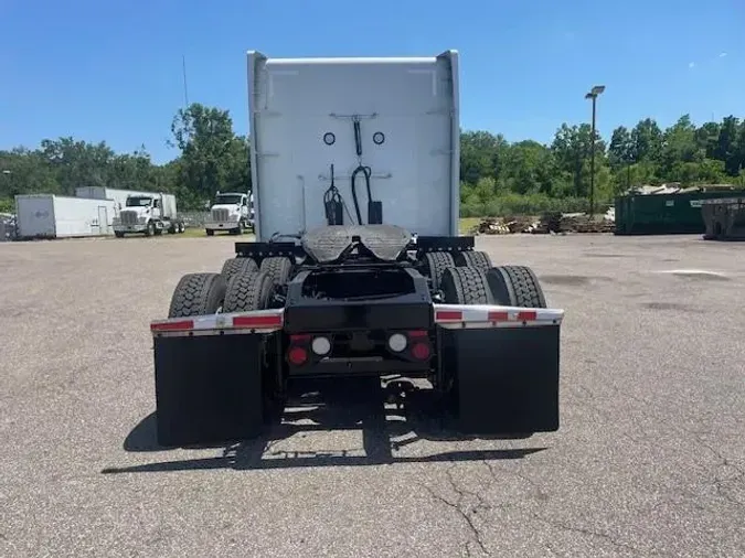 2021 Peterbilt 579