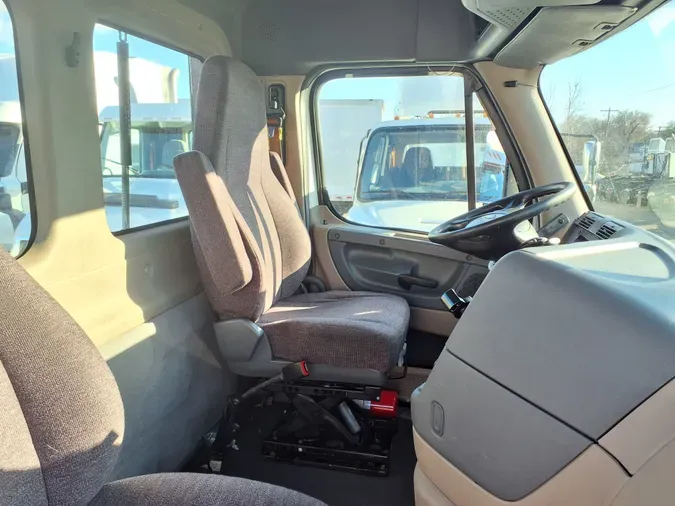 2017 FREIGHTLINER/MERCEDES CASCADIA 125