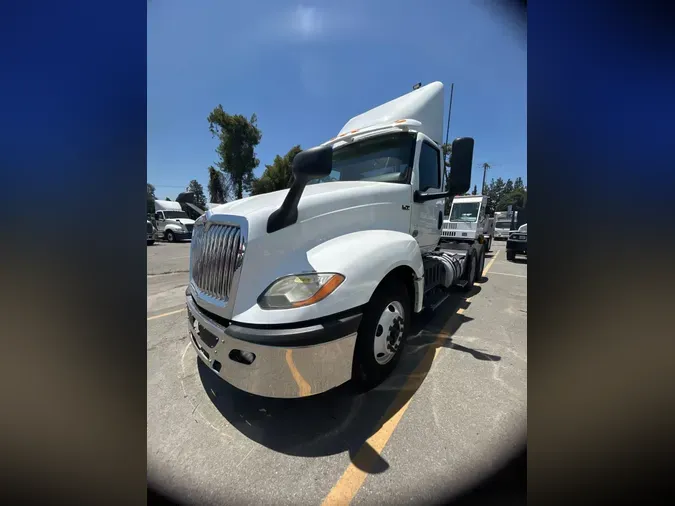 2018 NAVISTAR INTERNATIONAL LT625 DAYCAB T/A