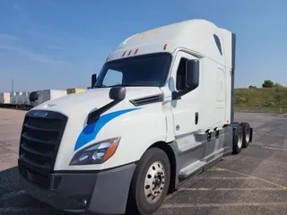 2020 FREIGHTLINER CA126