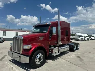2022 Peterbilt 567
