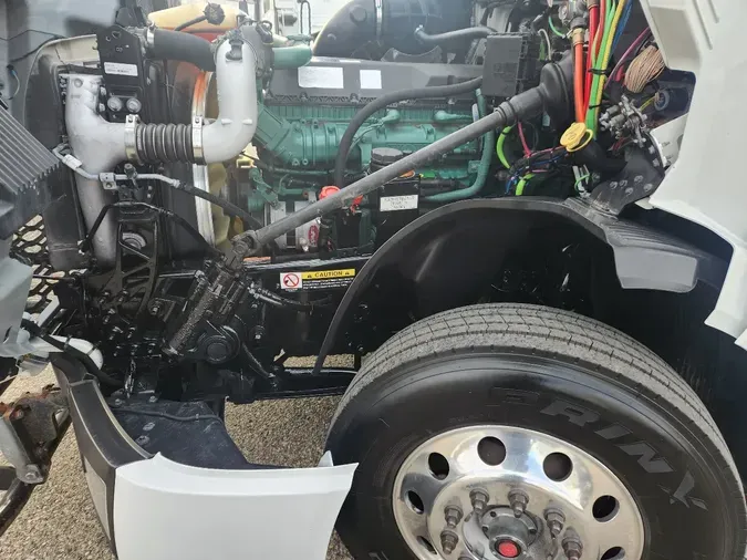 2021 VOLVO VNL64T74024c5fcec71db007e21f3c9b8dfdfc7a3