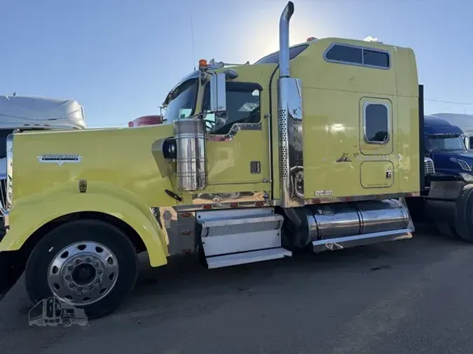 2001 KENWORTH W90024c69c511a9433625793ff67d8572cee